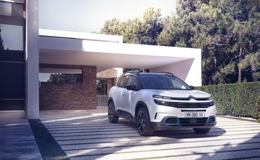  Citroen C5 Aircross SUV Hybrid 2019 года  (WW) (фото 26 из 49)